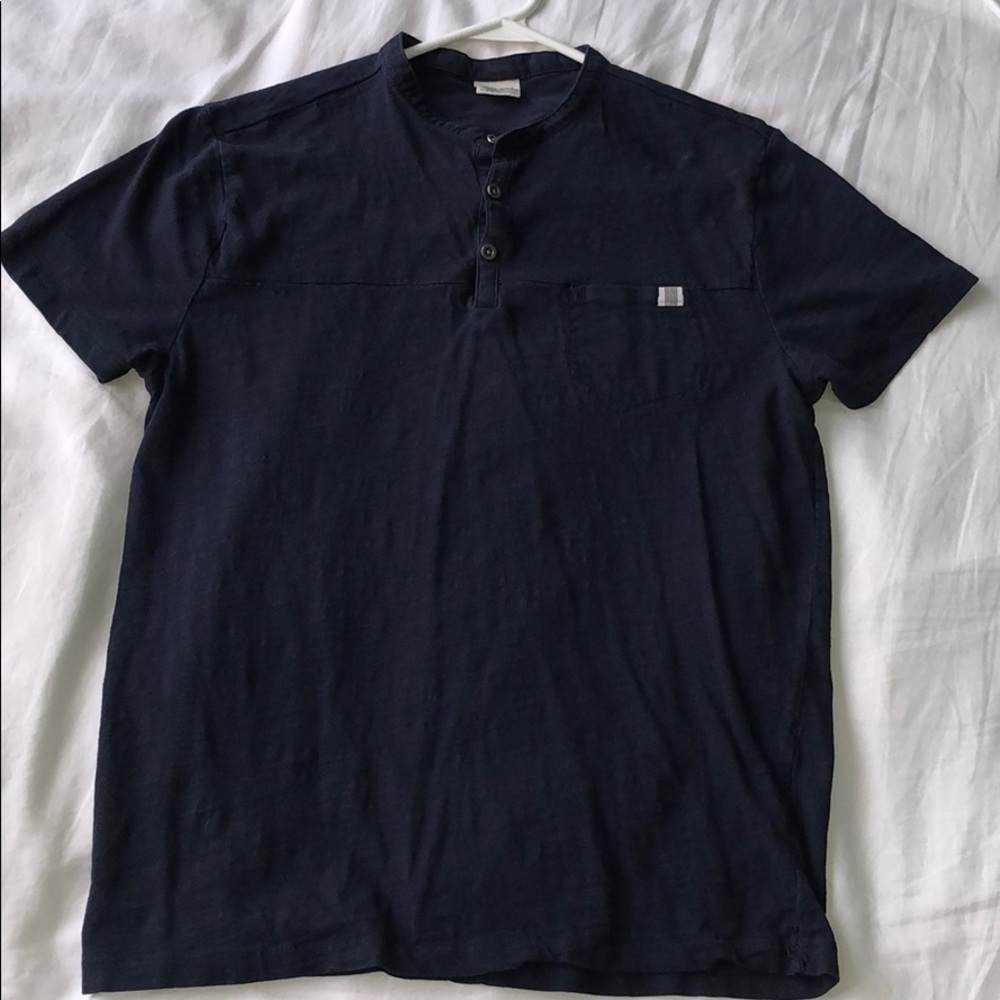 ZARA T-SHIRT